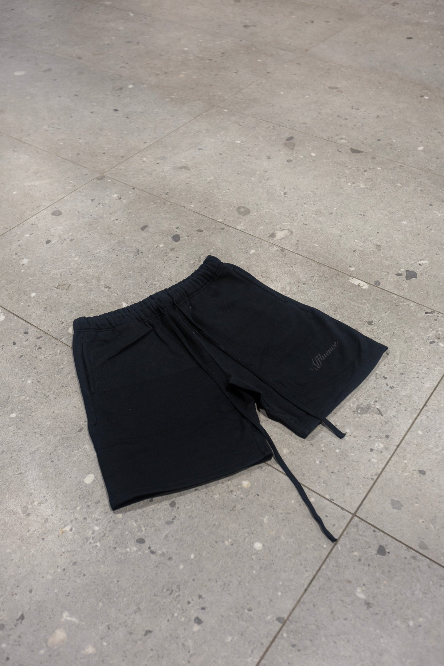 Affluence Shorts - black